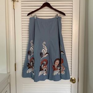 Beautiful A-line Sunny Leigh Skirt. Embroidered detail. Size 8